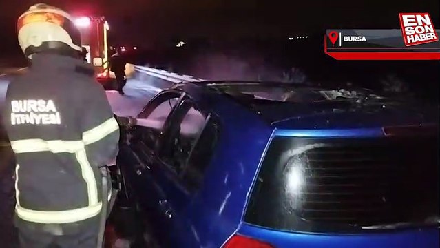 Bursa'da seyir halindeki aracın motor kısmında yangın çıktı