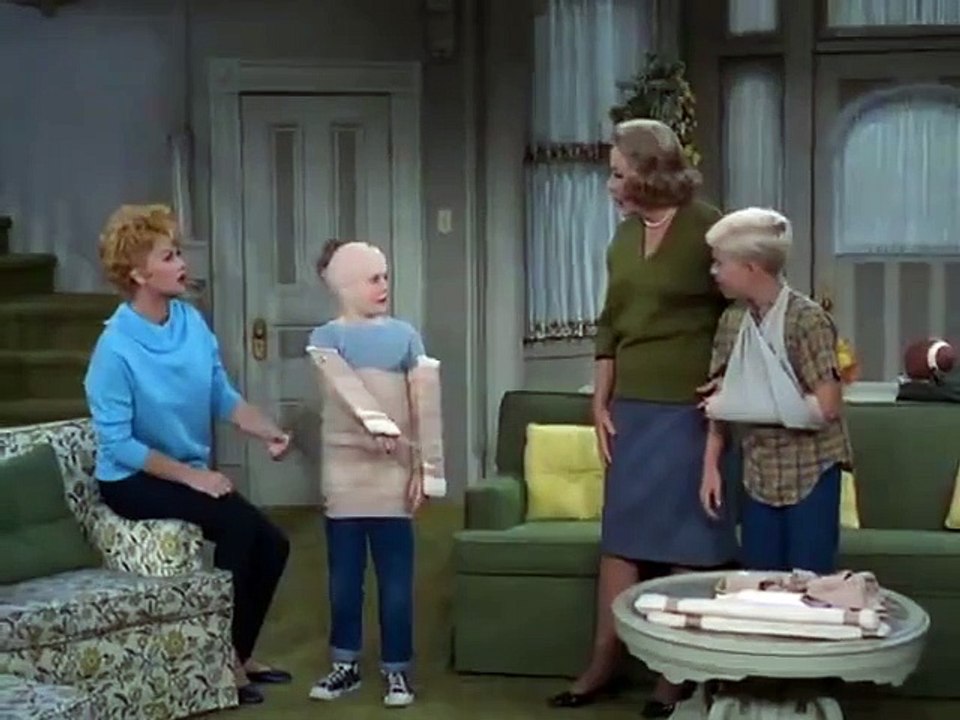 The Lucy Show - Se2 - Ep14 HD Watch