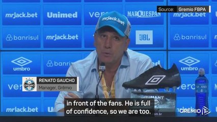 Gremio manager praises Suárez after dream hat-trick debut