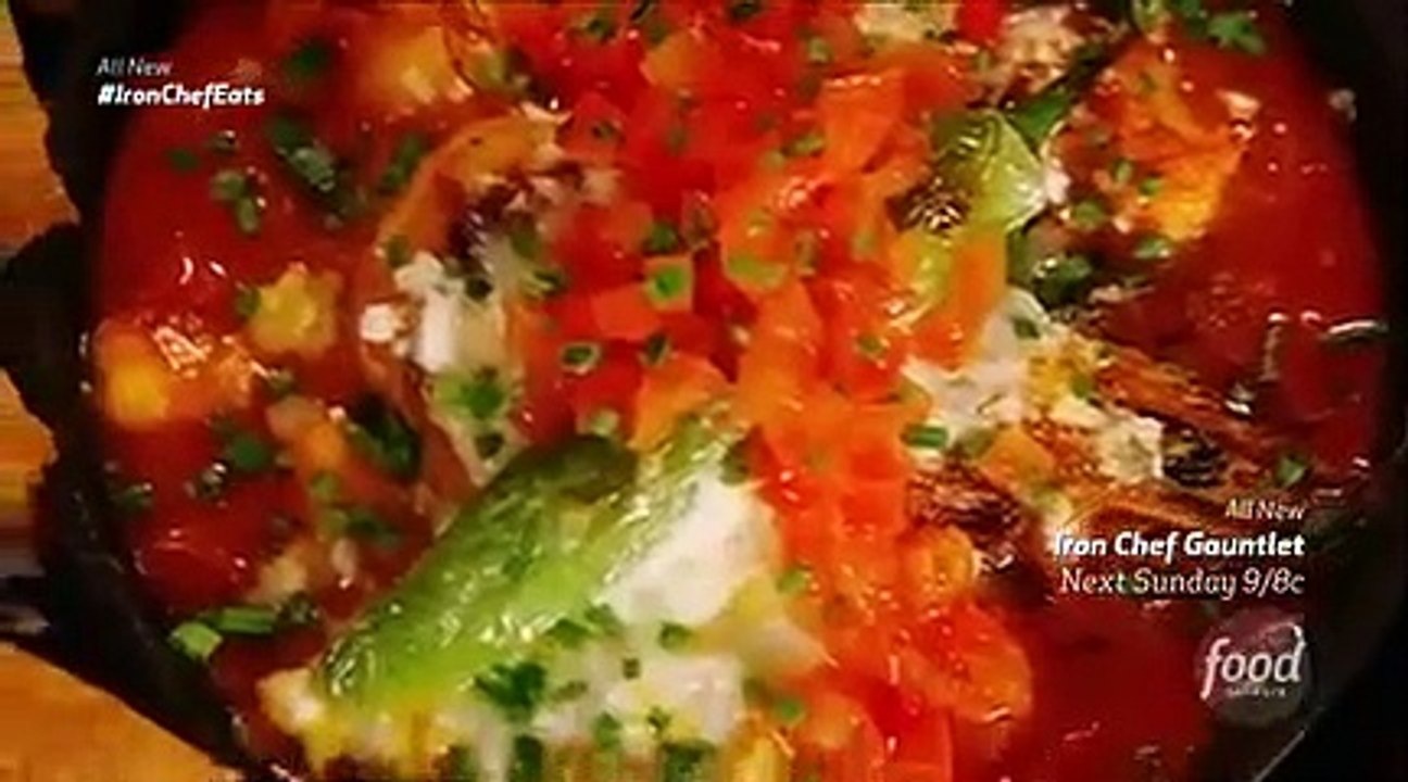 Iron Chef Eats - Se1 - Ep03 - Comfort Food HD Watch
