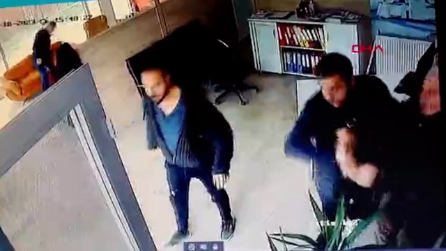 Pendik'te site aidatını ödemeyen ev sahibi evine icra gelince müteahhide kurşun yağdırdı