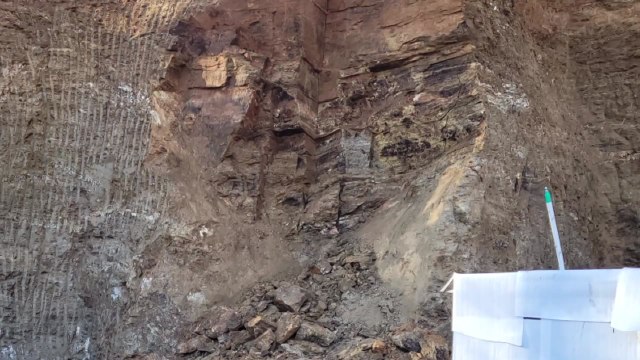 전원주택 공사현장에서 토사 무너져...50대 작업자 사망 / YTN