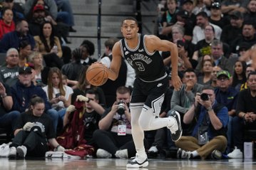 Spurs Get The 106-98 Win Against The Shorthanded Nets
