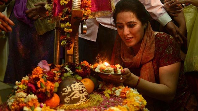 Guru Pradosh Vrat 2023 : गुरु प्रदोष व्रत पूजा विधि | Guru Pradosh Vrat Puja Vidhi | Boldsky