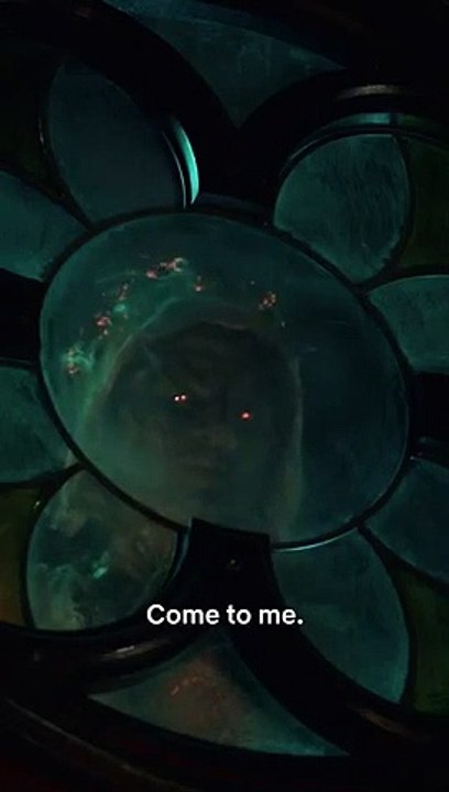 Dreams in the Witch House in Guillermo del Toro's Cabinet of Curiosities                Rêves dans la maison des sorcières du cabinet de curiosités de Guillermo del Toro