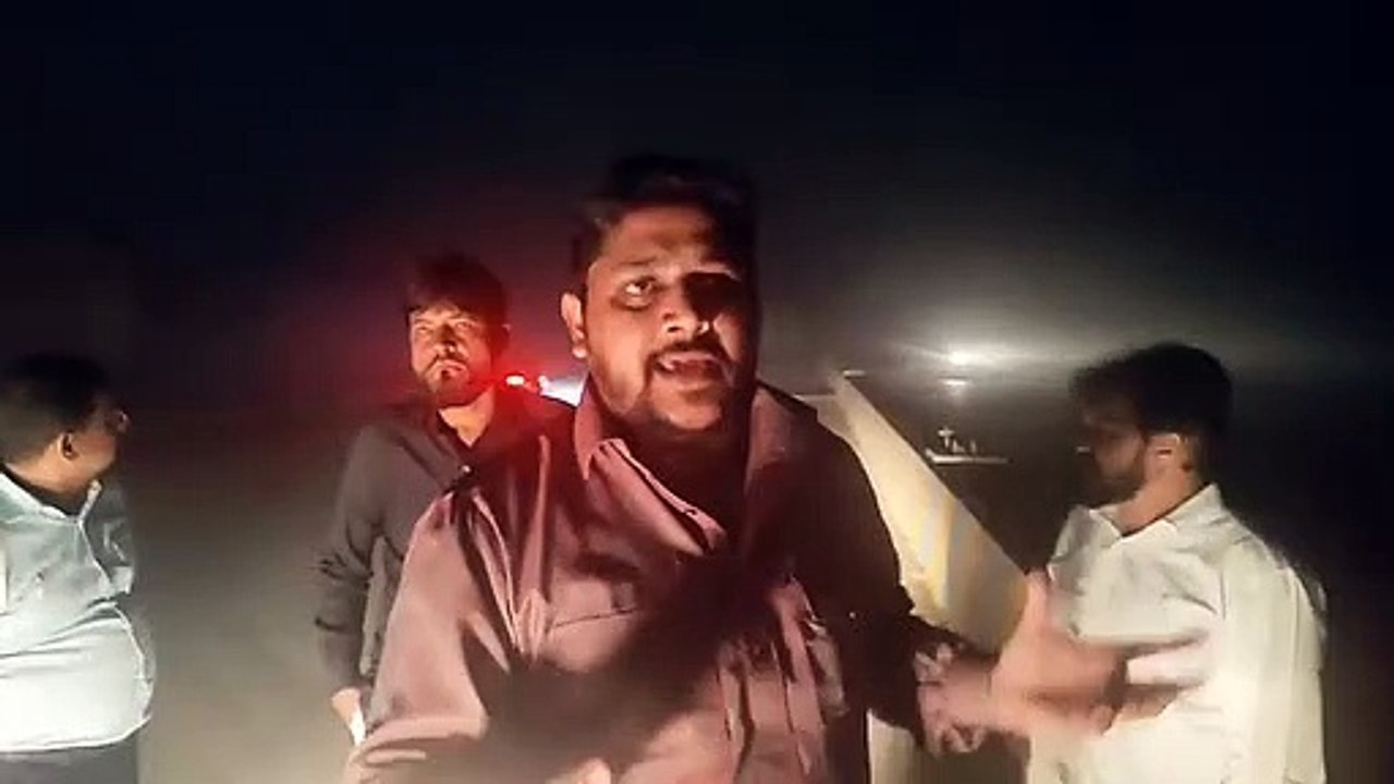 शहर के अंदर जो धूआ आरा है वो फॉग नहीं डंपिंग के जलने के वजेह से धुआ हो रहा है जिससे शहर में बीमारी हो रही है: Saif Pathan (#AIMIM)