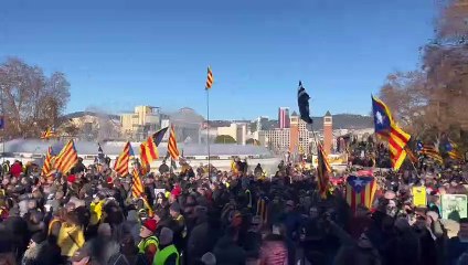 Xiulada espectacular contra la cimera Sánchez-Macron