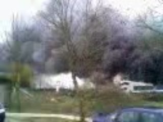 feu d entrepot a moussy le neuf