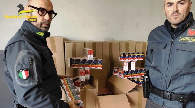 Contrabbando, sequestrate 3 tonnellate di sigarette tra Napoli e Quarto (19.01.23)