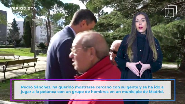 ¿A quién pretende engañar Pedro Sánchez? El Presidente se quiere mostrar cercano al pueblo jugando a la petanca en la calle pero lo hace con cargos del PSOE