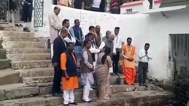 नर्मदा कुंड में पूजा अर्चना कर सीएम ने मांगी प्रदेशवासियों की खुशहाली