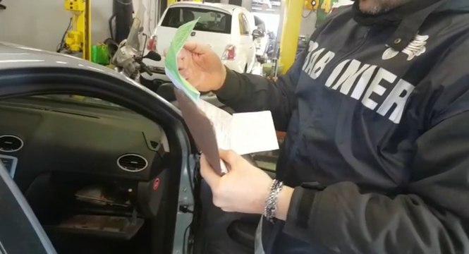 Falsi incidenti per truffare assicurazioni: arrestati avvocati, sospesi medici (19.01.23)