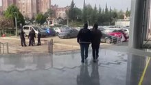 Cep telefonu çalan 2 zanlı tutuklandı