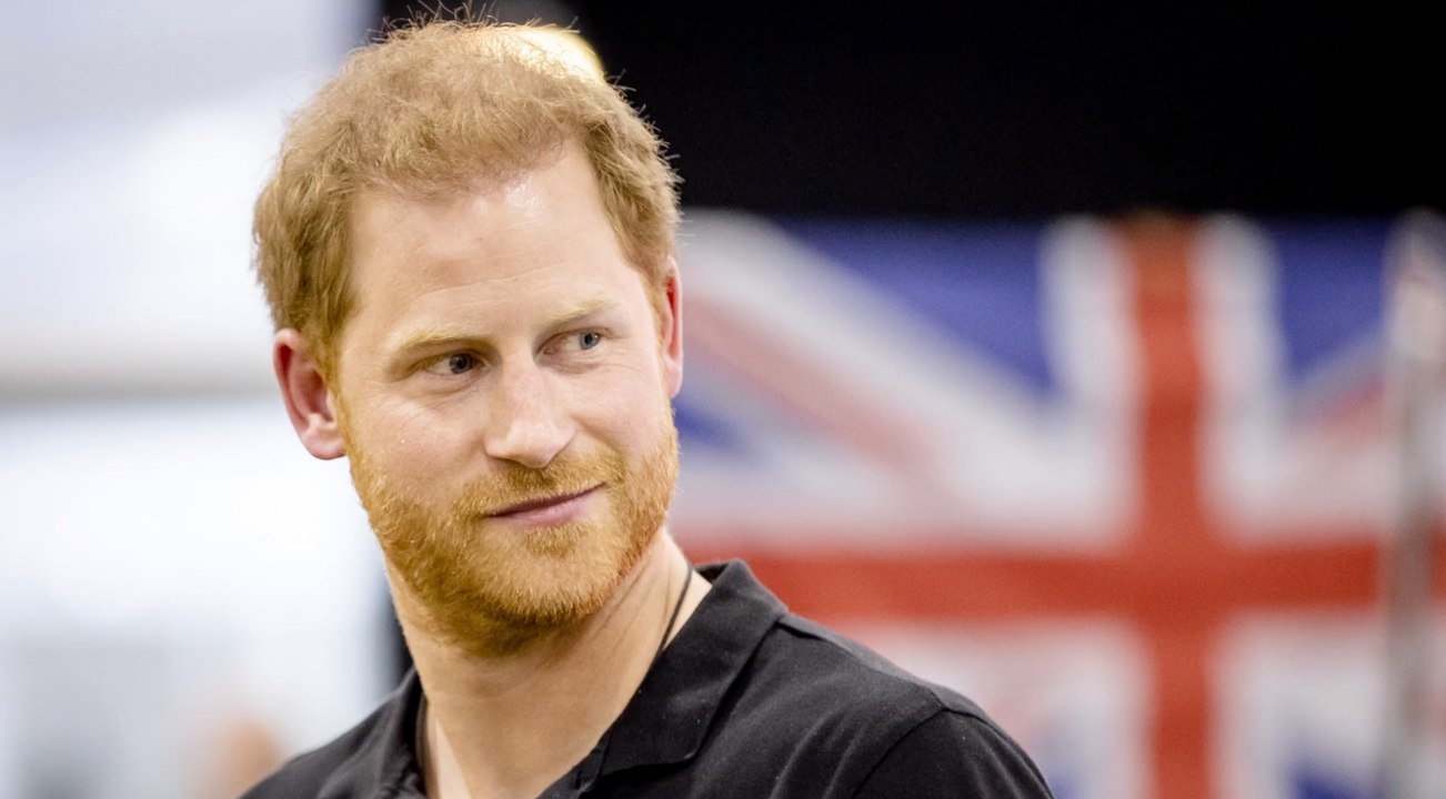 Pin-up-Girl packt über tierische Nacht mit Harry aus!