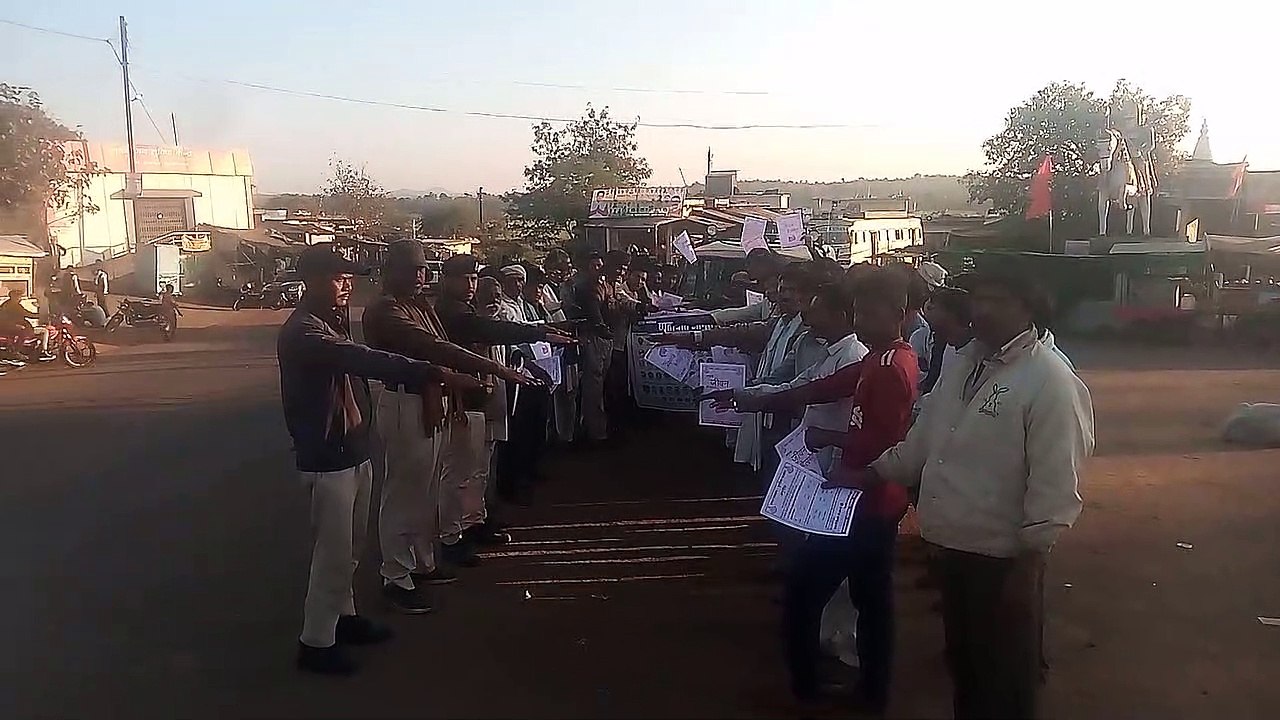 हेलमेट जरूर पहने। अपने परिजनों के खुश रखे