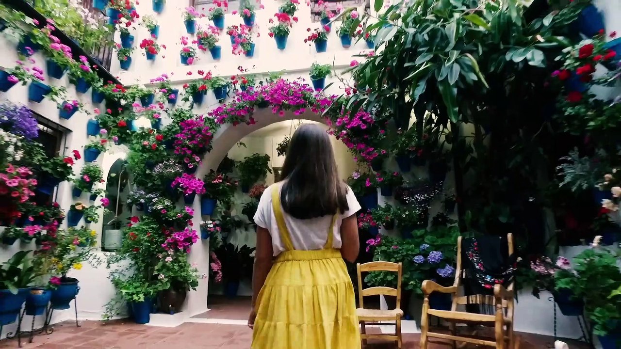 Ruta de las esculturas sobre patios de Belmonte