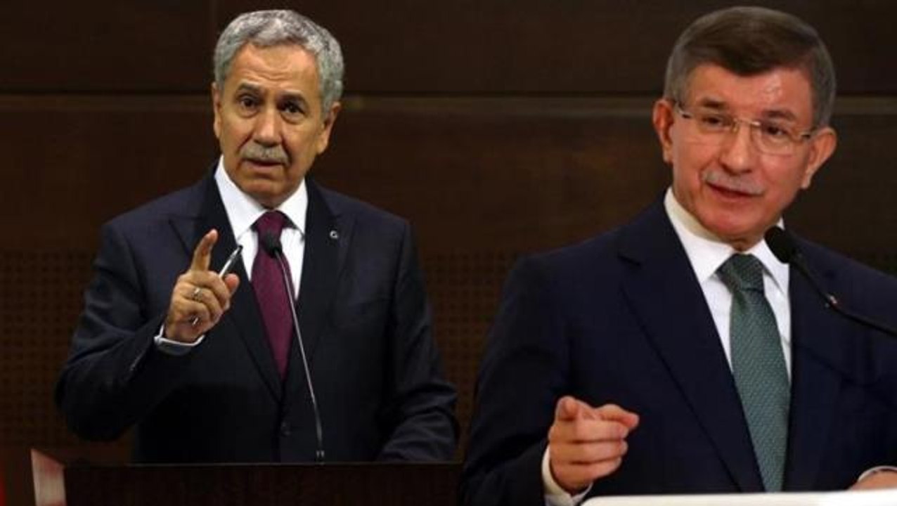 "Kriz çıkar, seçime gideriz" demişti! Davutoğlu'nun tartışma yaratan sözleriyle ilgili bir yorum da Bülent Arınç'tan