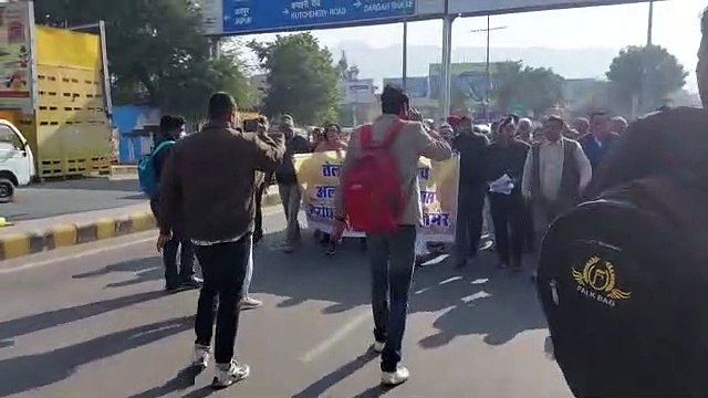 तेलंगाना हाउस व अल्प संख्यक छात्रावास के लिए भूमि आवंटन का मुद्दा गहराया