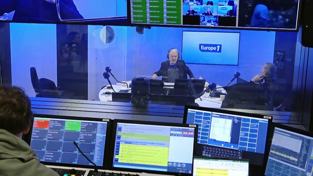 Gad Elmaleh : la raison totalement inattendue pour laquelle l'humoriste a été convoqué par la maîtresse de son fils