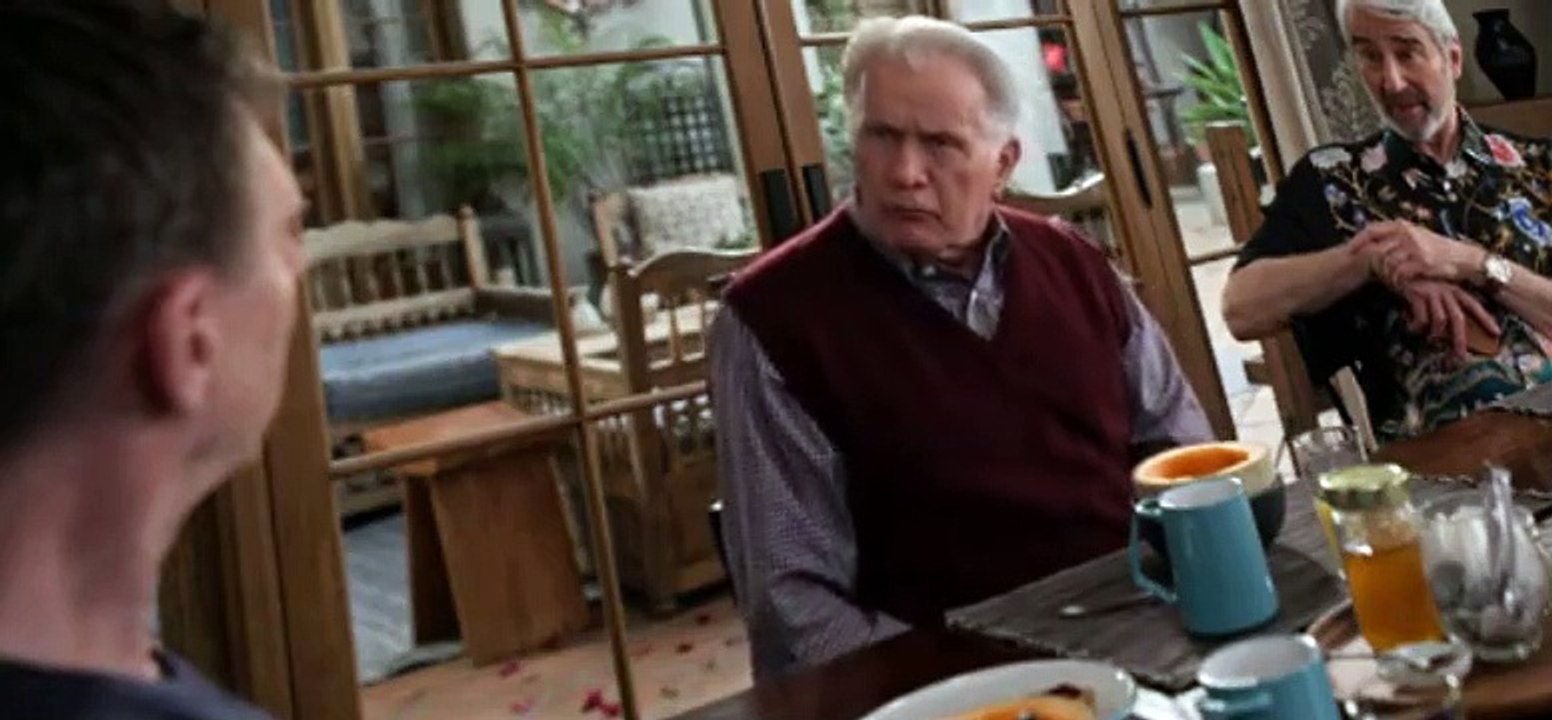 Grace and Frankie S05 E02
