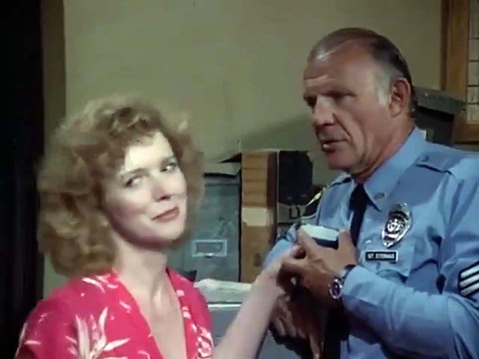 Hill Street Blues - Se2 - Ep01 - Hearts and Minds HD Watch