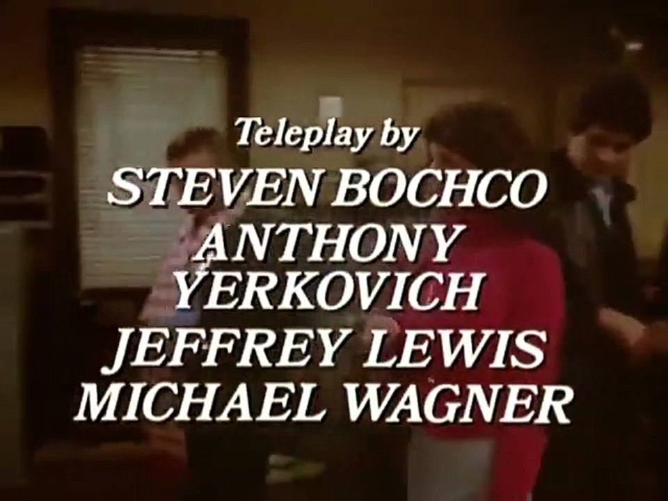 Hill Street Blues - Se2 - Ep10 - The Spy Who Came in from Delgado HD Watch