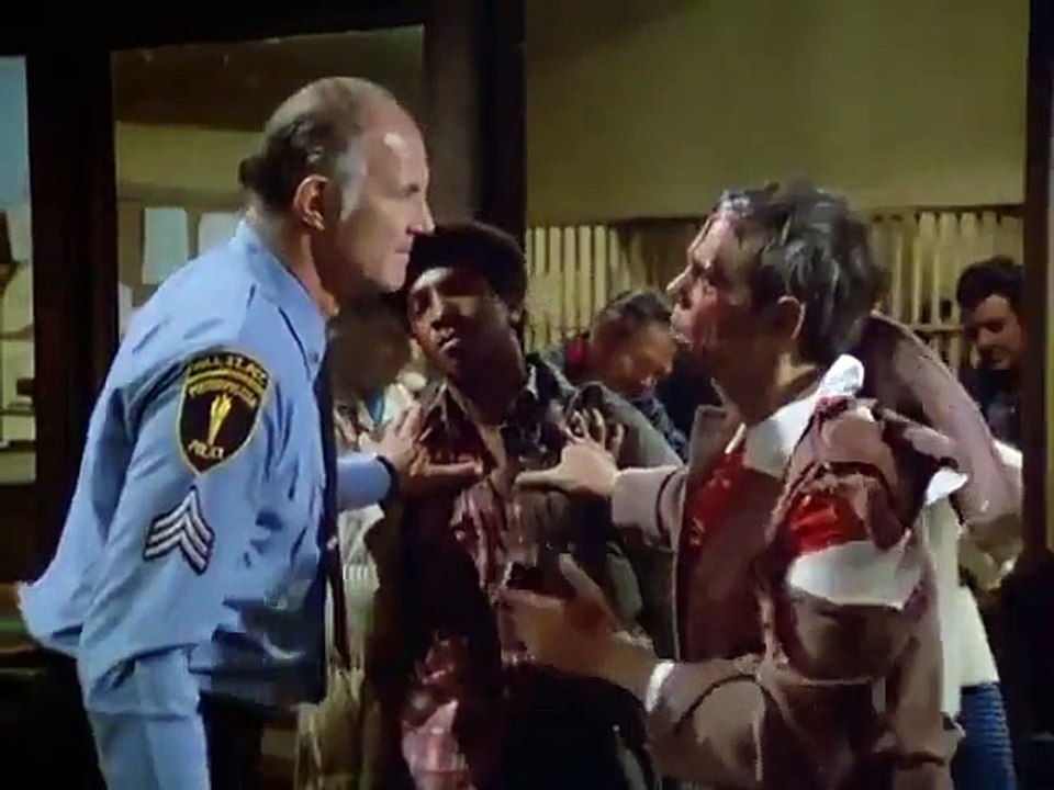 Hill Street Blues - Se2 - Ep11 - Freedom's Last Stand HD Watch