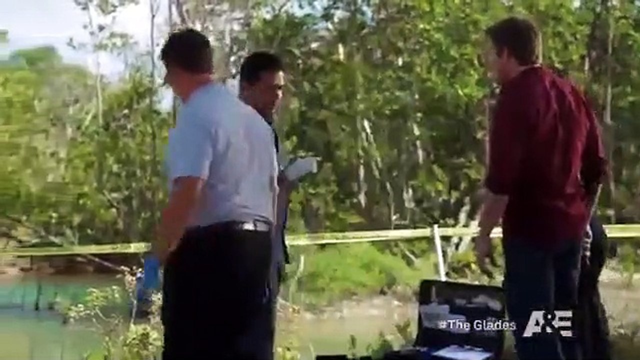 The Glades - Se3 - Ep01 HD Watch