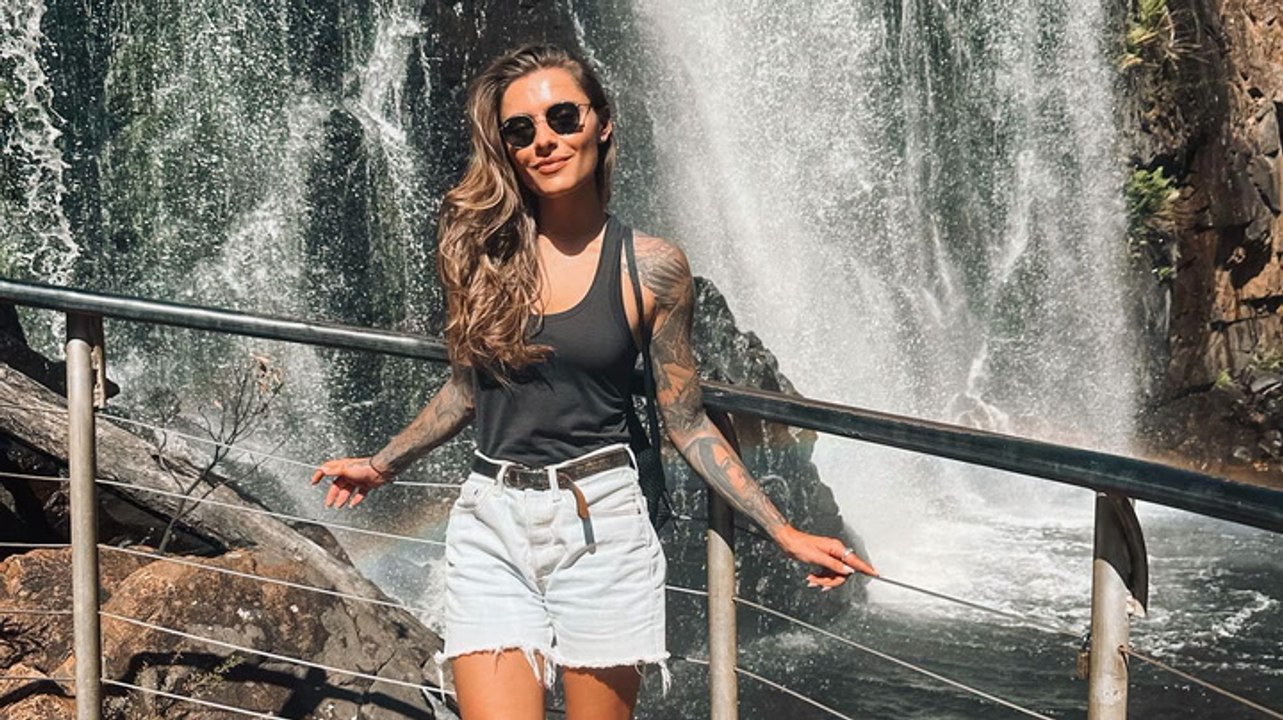 Sophia Thomalla in knapper Hotpants - was für Beine!
