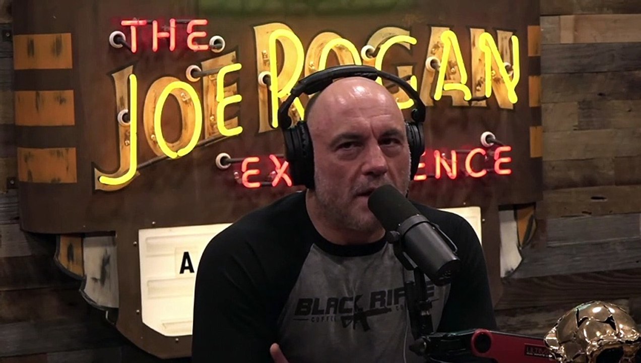 Joe Rogan- BRINGING BACK THE WOOLLY MAMMOTH-! Real Life Jurassic Park ...