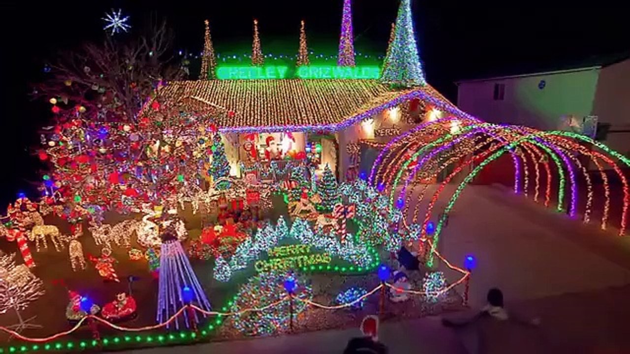 The Great Christmas Light Fight - Se6 - Ep06 HD Watch