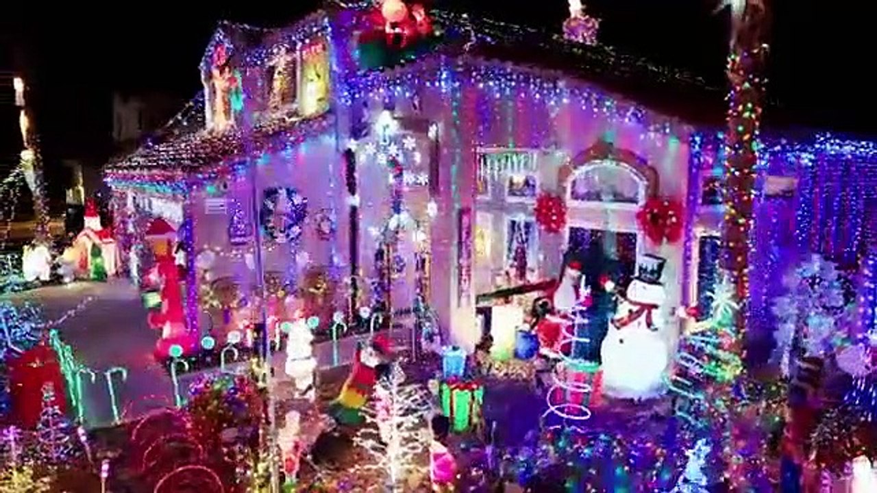 The Great Christmas Light Fight Se7 Ep05 HD Watch video Dailymotion