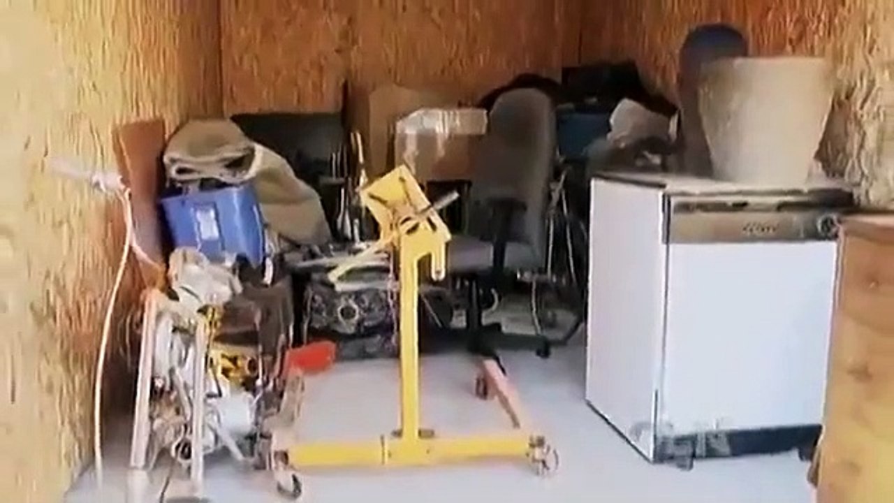 Storage Wars Canada - Se1 - Ep26 HD Watch