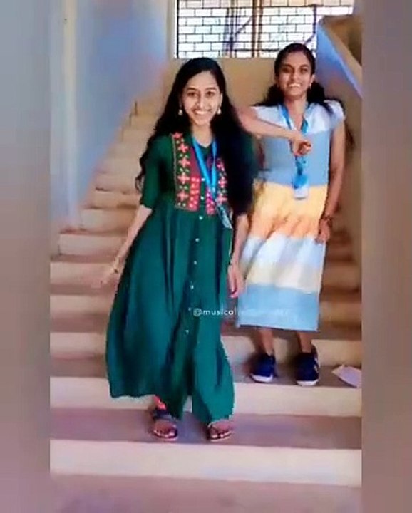 College Girls Kuthu Dance Reels(360P)