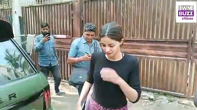 Sara Ali Khan And Ananya Pandey Spotted Post Workout Session