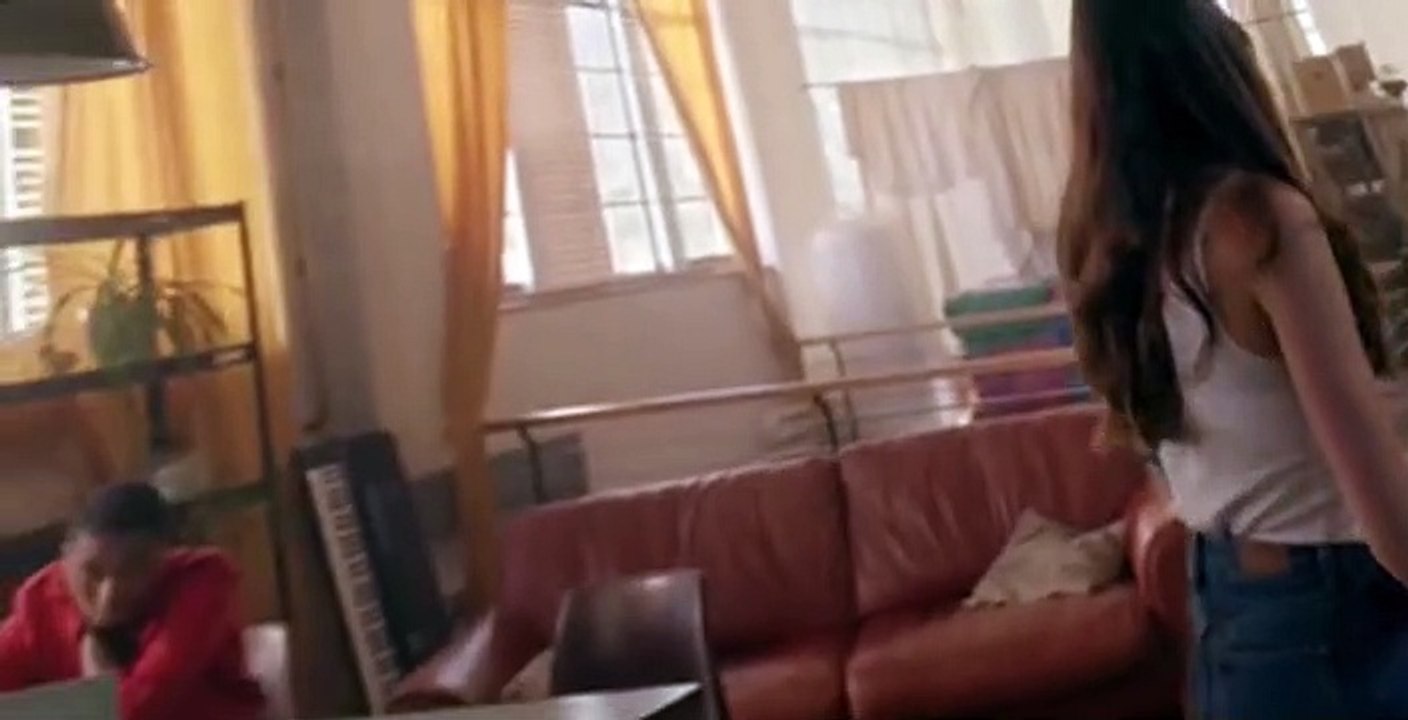 Clique S02 E04