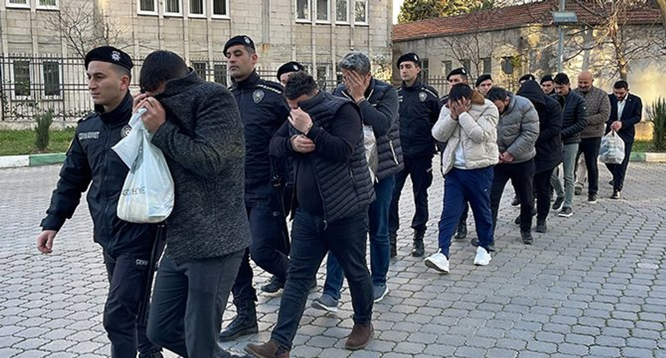 Samsun’da rüşvet operasyonunda yakalanan 13 şüpheli adliyede