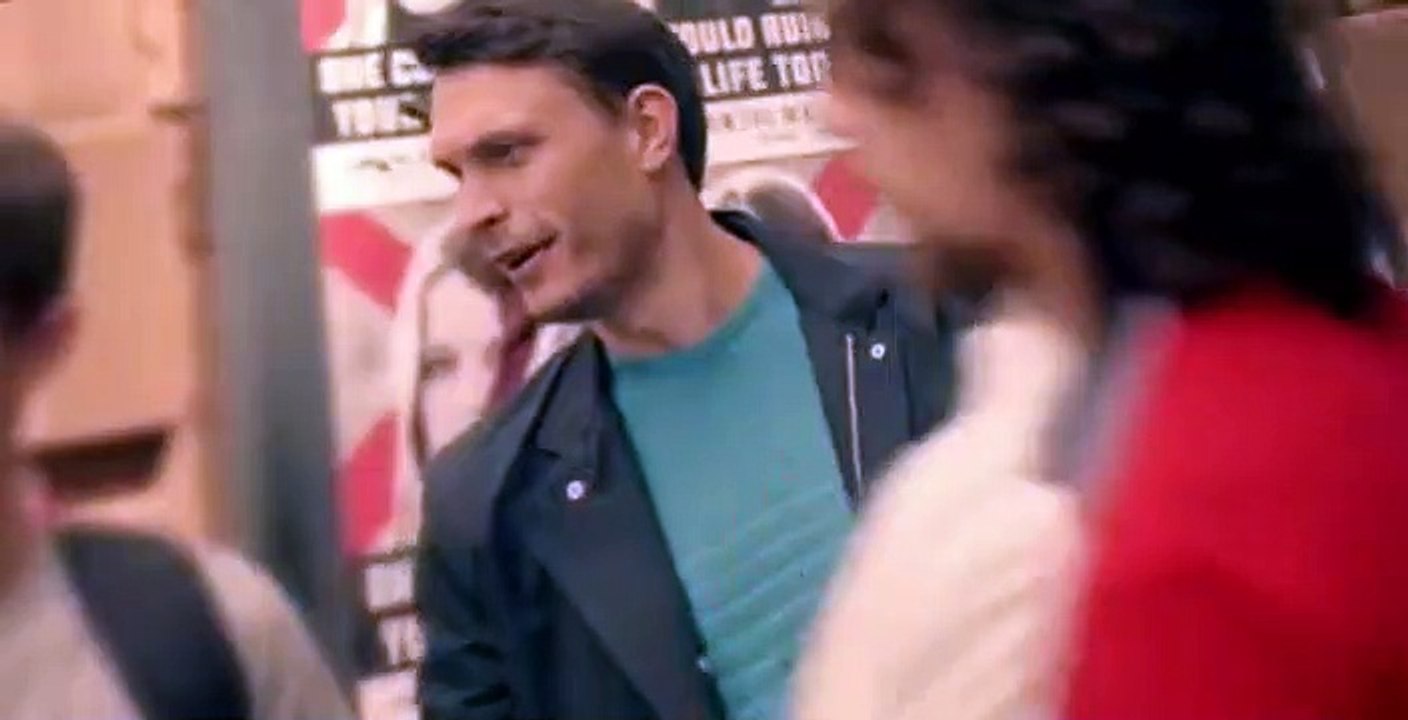 Clique S02 E06