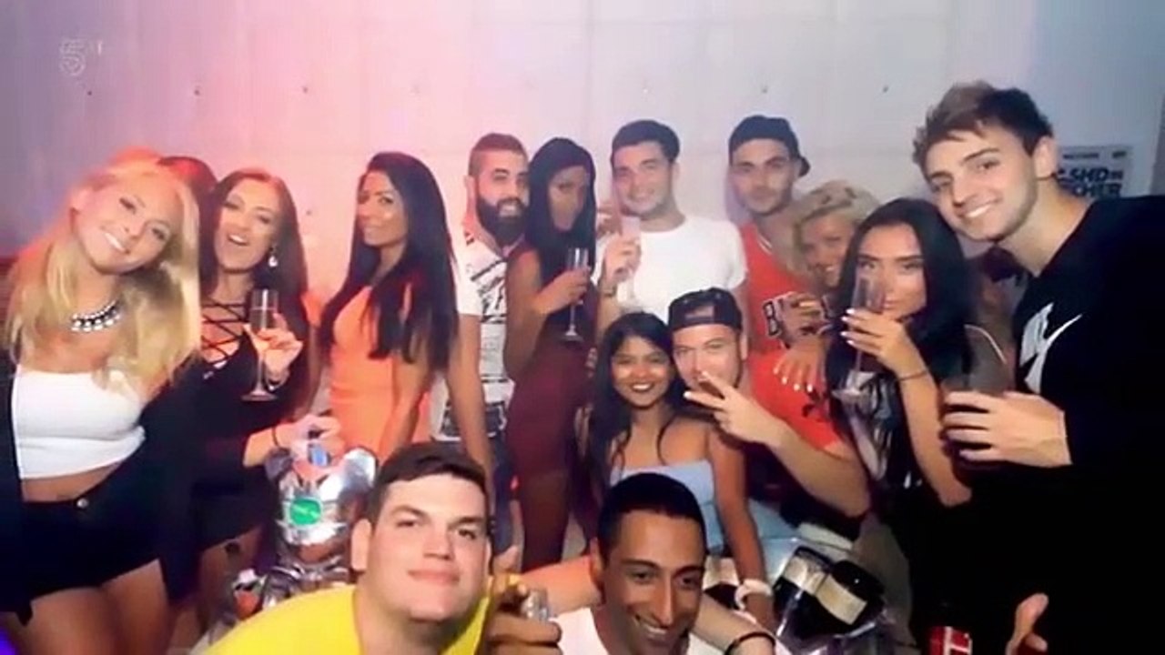 Young, Dumb and Banged Up in the Sun - Se1 - Ep02 HD Watch