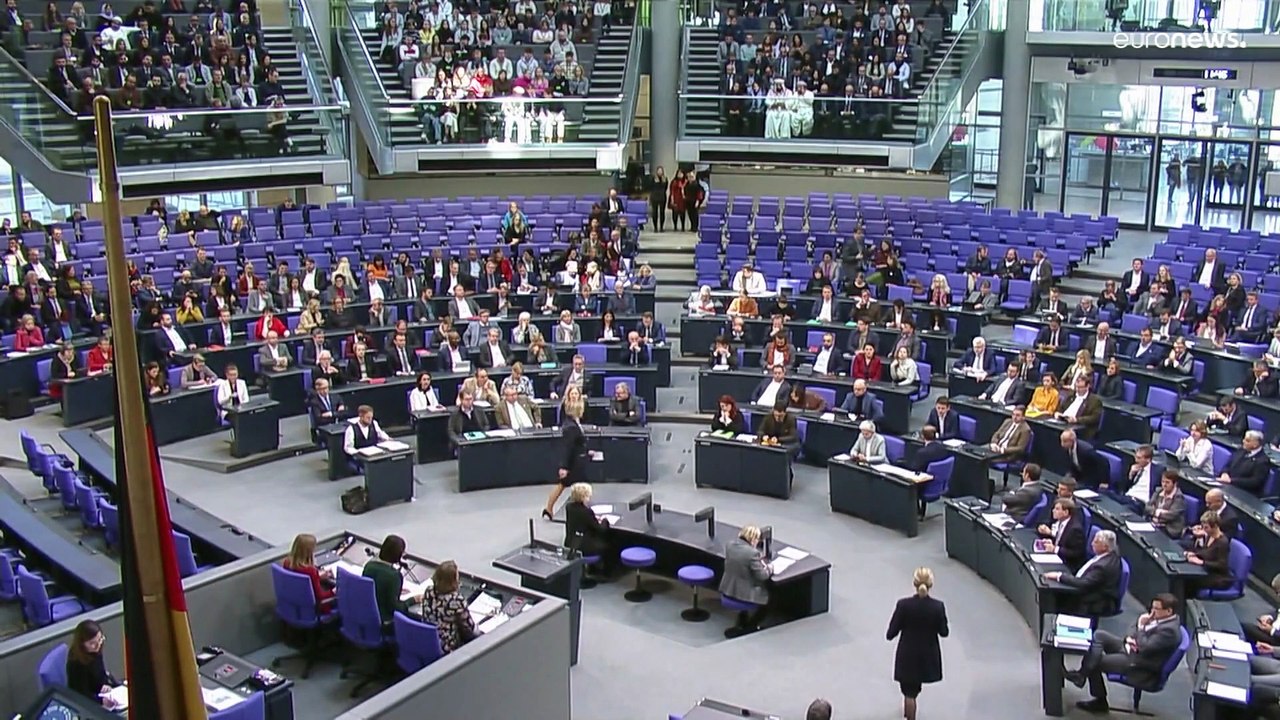 El Parlamento alemán reconoce como "genocidio" los crímenes de Estado Islámico contra los yazidíes