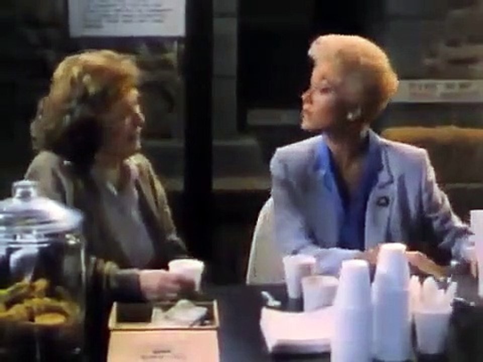 Tales From the Darkside - Se3 - Ep18 - Auld Acquaintances HD Watch