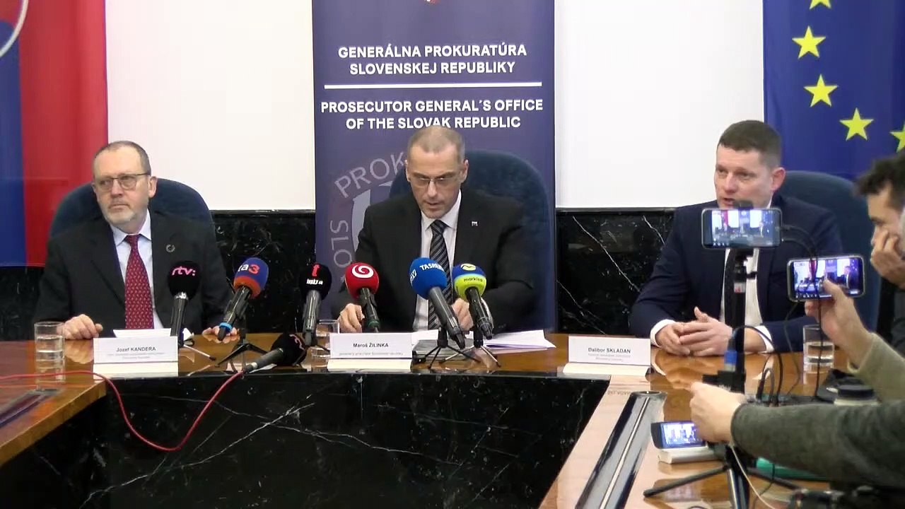 ZÁZNAM: M. Žilinka zrušil obvinenie voči poslancovi Martinovi B.