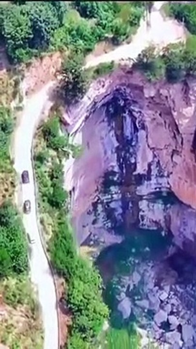 tres belle voix de SHIKH HICHAM EL HARRAZ