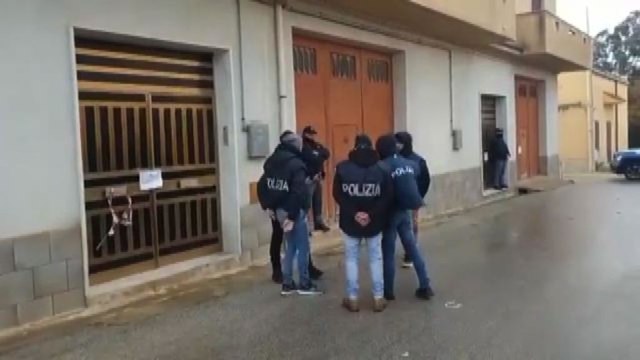 Terzo covo di Messina Denaro, nel mirino rete di fiancheggiatori