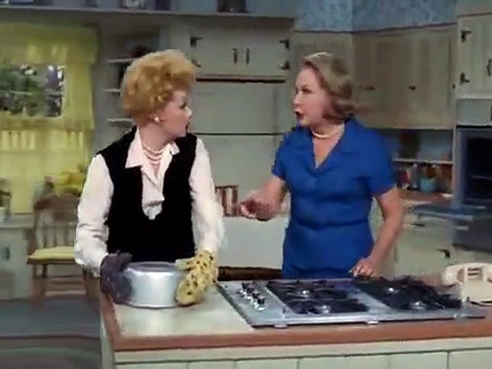 The Lucy Show - Se2 - Ep28 HD Watch
