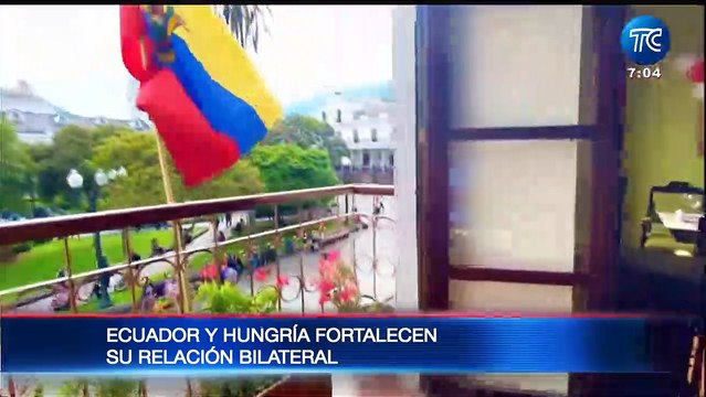 Ecuador y Hungría firmaron dos acuerdos de cooperación en materia de defensa e hidrocarburos