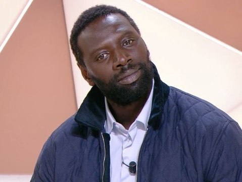 C'est dégueulasse , Fermez vos gueules : Une célèbre actrice française sort de ses gonds à l'antenne pour prendre la défense d'Omar Sy !