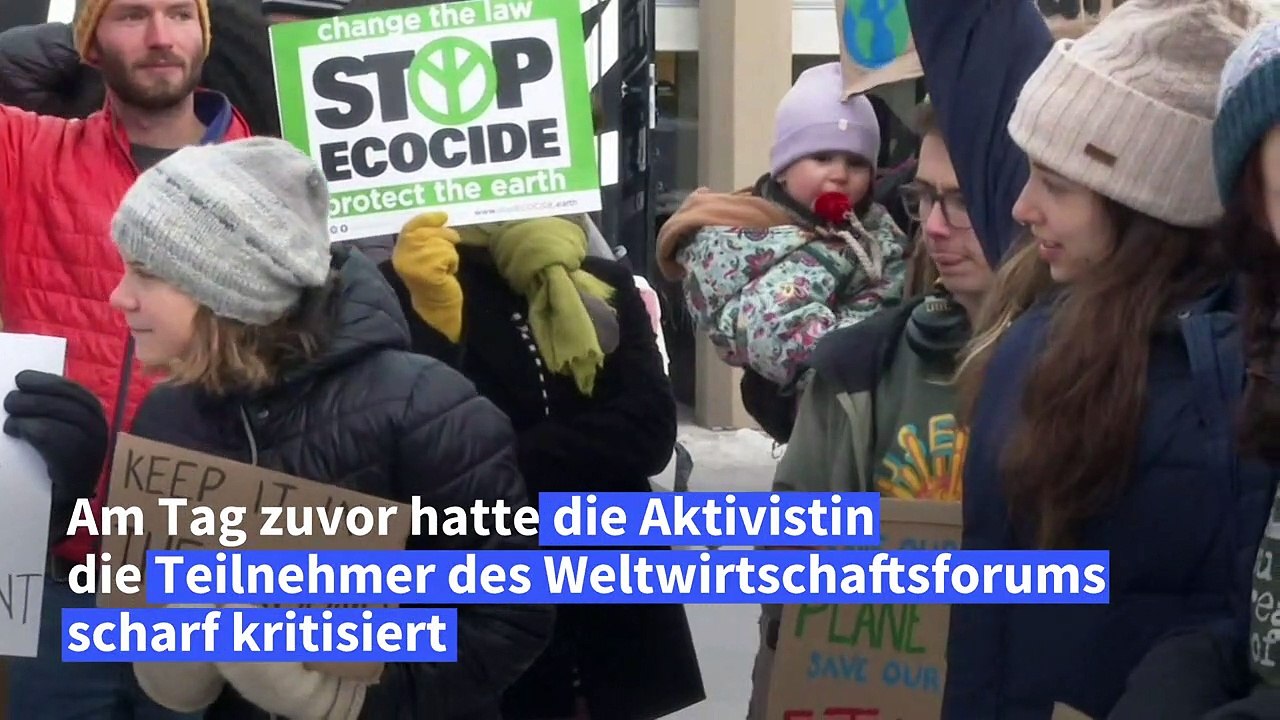 Greta Thunberg demonstriert mit Fridays for Future in Davos
