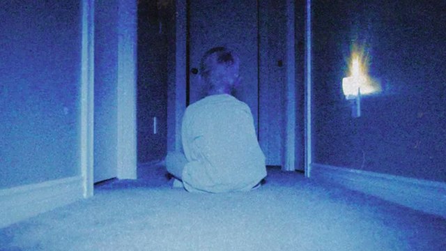 El cine de terror tiene otra niña bonita: Skinamarink, la nueva Bruja de Blair y Paranormal Activity