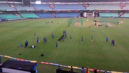 फुटबाल और प्रै​क्टिस करके ​खिलाडि़यों ने बहाया पसीना